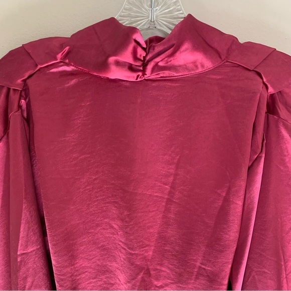 NWT Line and Dot Simone Long Sleeve Top in Cranberry M - Picture 12 of 12